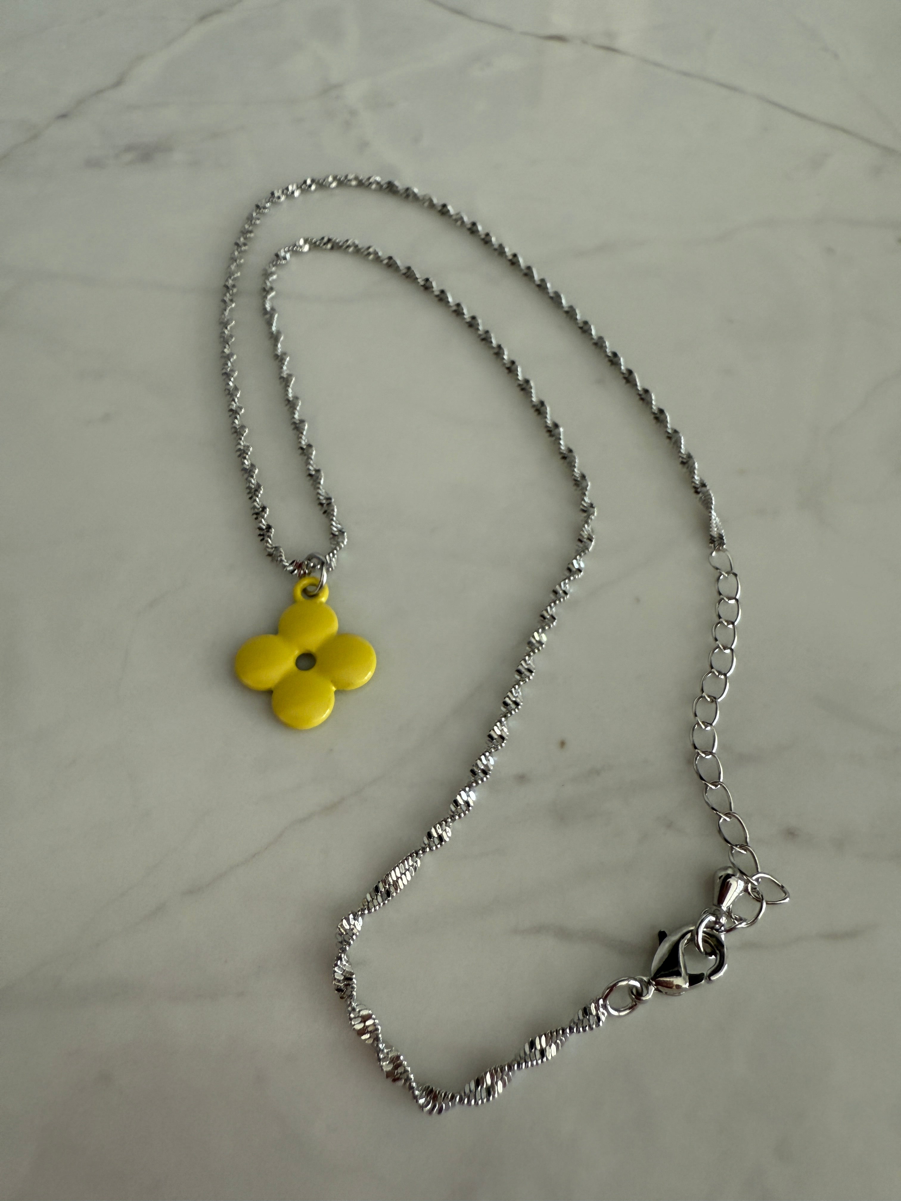 Iconic Buttercup Clover Necklace